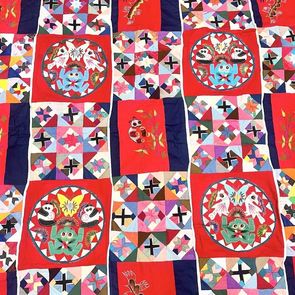 Hand Made Folk Art Bai Jia Bei Quilt Textile Reversible China Red 54x58